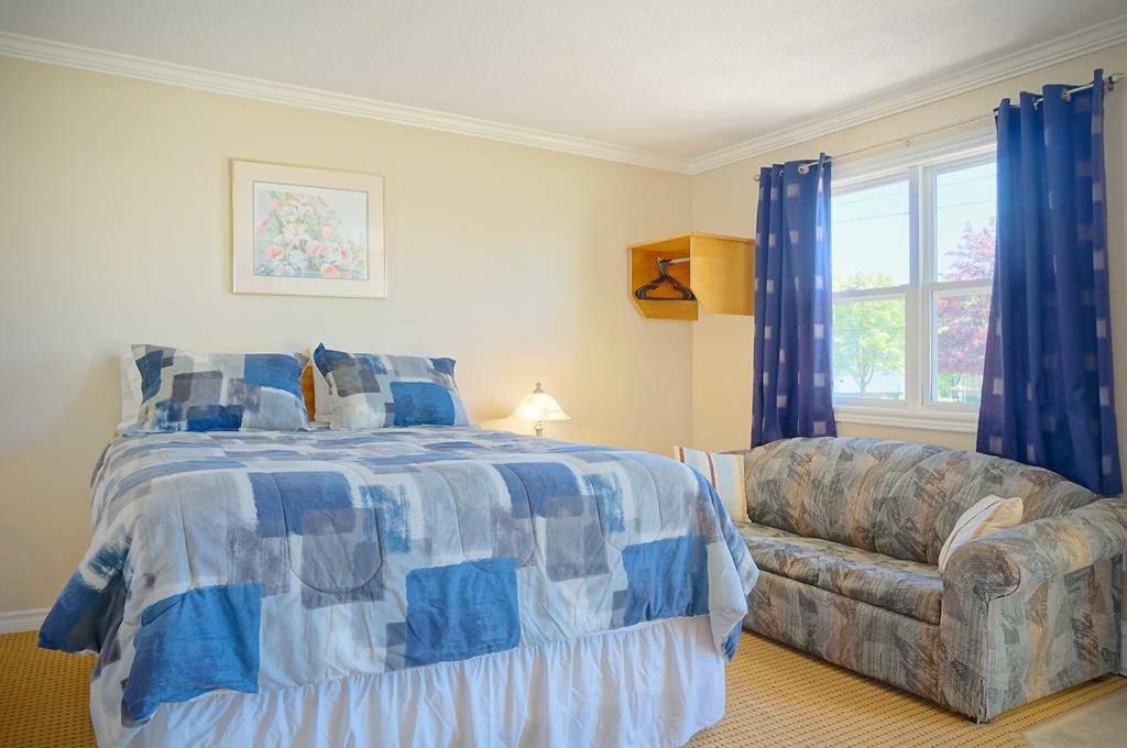 Green Acres Motel Summerside Bagian luar foto